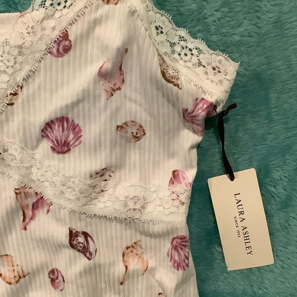 Laura Ashley Womens Pink Seashells Nightgown NWT Size Medium - Picture 3 of 16
